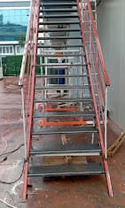 Eren Çelik Konstrüksiyon yangın merdiveni uygulaması - Mersin - Proje 31